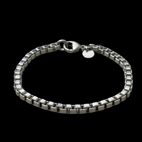 Tiffany & Co. Bracelet Sterling 7.25" inches Venetian Box Link Chain 4 mm 925 - Picture 1 of 3